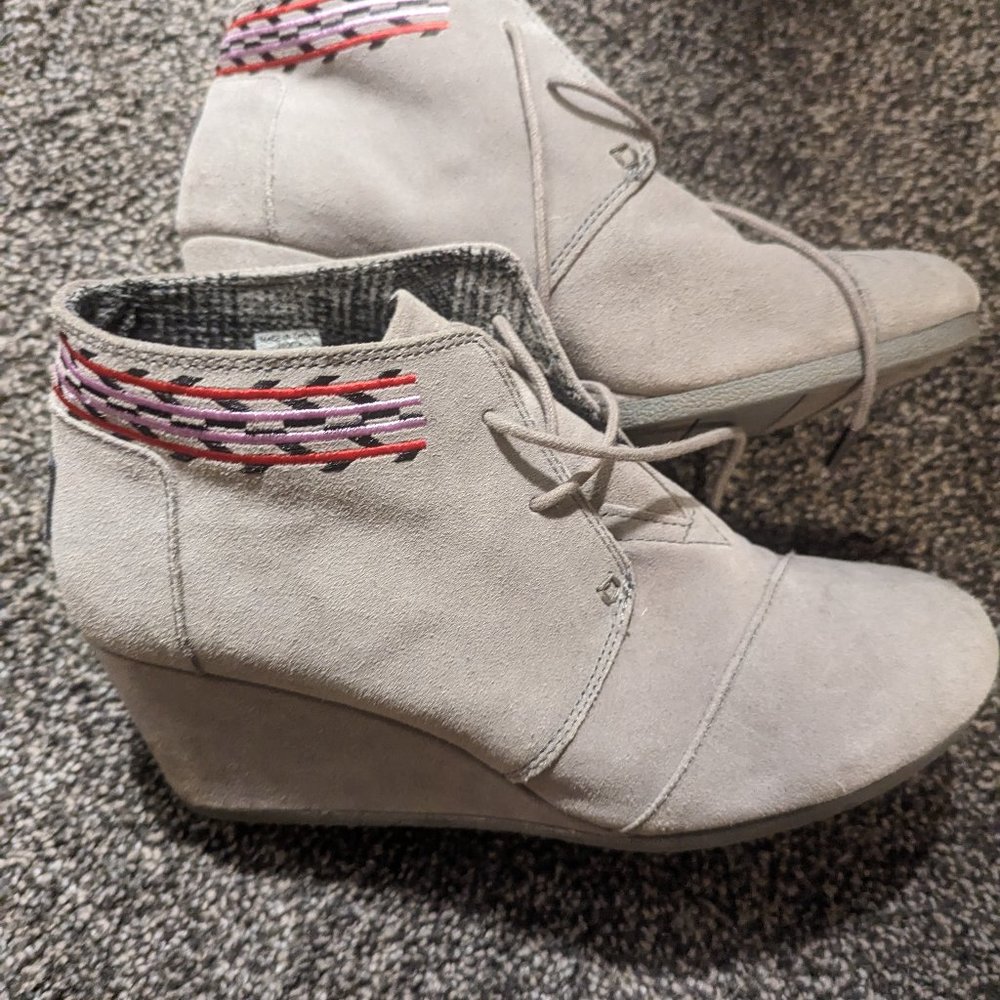 Toms Booties
